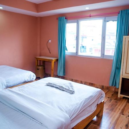 Hotel Olympus Pokhara Exterior foto